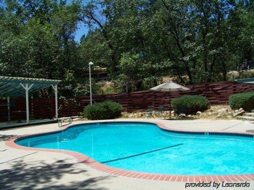 Golden Chain Motel グラスバレー 設備 写真